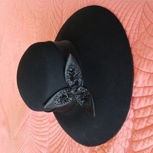 Women's Hat